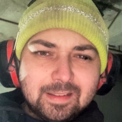 danielsimon88's profile picture. 