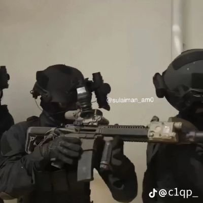 rian10552284's profile picture. 🦂