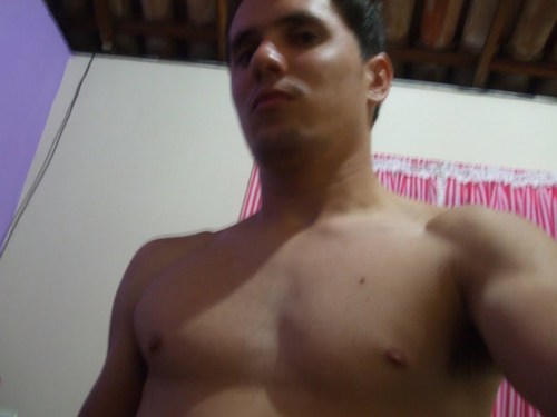 23 anos,Vascaíno de coração,Promotor de vendas