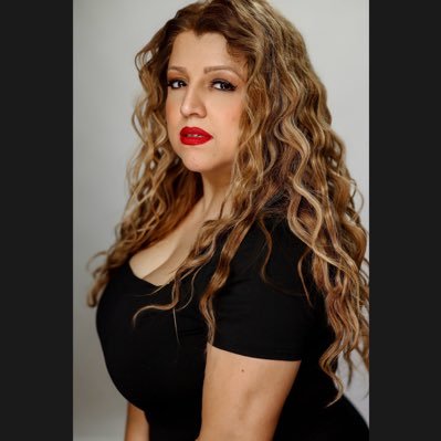 ChicagoVilma's profile picture. Talent Agency Director @dreamteamchi Multi-Passionate Entrepreneur, Optimist, Life Enthusiast, Writer, Podcast Host & much more!🤗 Entertain me!🎬