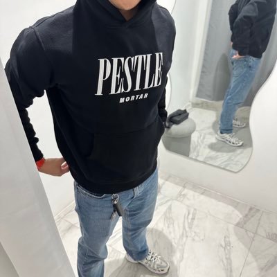 hakimlqmn's profile picture. 