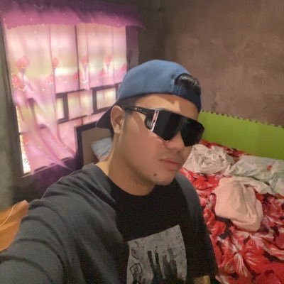 RielDiaz11's profile picture. Train insane or remain the same.