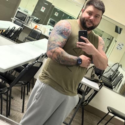 I’m 34M, work a lot sadly but when I am not at work I’m enjoying life. let’s get some good food, and see the stars.