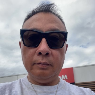 martin34192053's profile picture. 