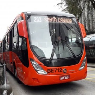 desde 1995 percorrendo 18,5 km 💋💋💋 #urbstwt / sem nenhum vínculo a prefeitura de curitiba, conta de humor
