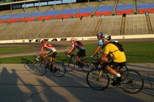 Join us in the fight to Stop Diabetes as we ride in the DFW Tour de Cure!