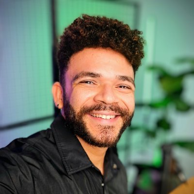 idcesares's profile picture. 🌐 Transforming education through technology | 💡 EdTech expert with a passion for innovation and collaboration | 📚 Empowering educators and students ✨