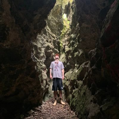 crossedolive's profile picture. 