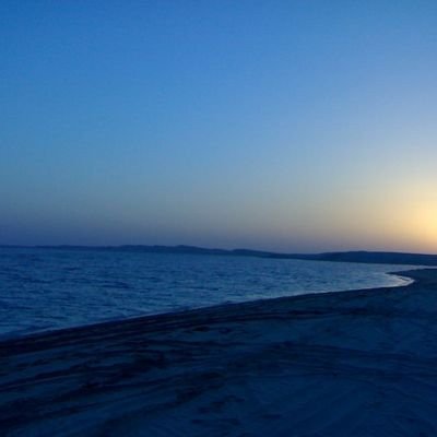 من السهل تجاهُل تصرُفات الشخص المُستفزة .. إذا أقنعت نفسك بأنه ليس إلا شخص أحمق.