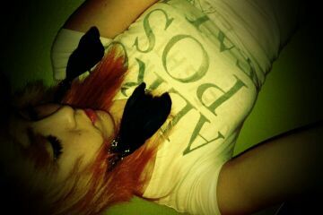 unicornpoop123's profile picture. whatever, I'm getting cheese fries :*