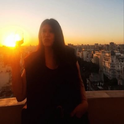 AbiLyon's profile picture. ABOGADA renacentista GEDEDIANA camaleónica FASHION CREATOR bioeticista ❤️  MUSIC & ART LOVER