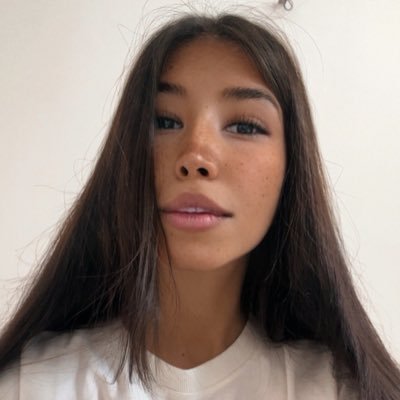 or_zfri's profile picture. vegan,fashion student.