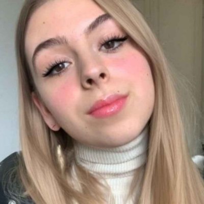 mwnnbchrd's profile picture. Aide-soignante, animals lover, fondue de la petite balle jaune 🎾
Future WGM