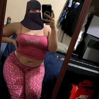 أنا مثل ماء و ايضا سمي الذي إذا رميت به لم أختي وهو الله