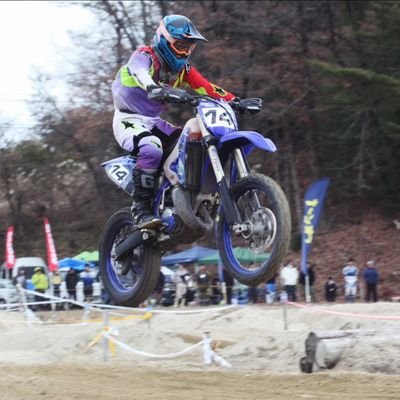 a4ken_da's profile picture. 年中山篭り。