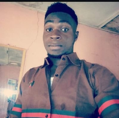 Ola__alone's profile picture. Political Scientist 👍 Manchester United ❤