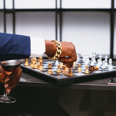 biggestbrown_'s profile picture. Never Let Your Emotions Control Your Intelligence ❤️💡