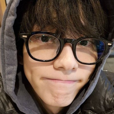 jugando minecraft con taehyun, carre y elmariana mientras escuchamos a robleis y doja cat