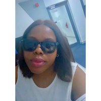 Ignatia 🎧 (@mezulike) 's Twitter Profile