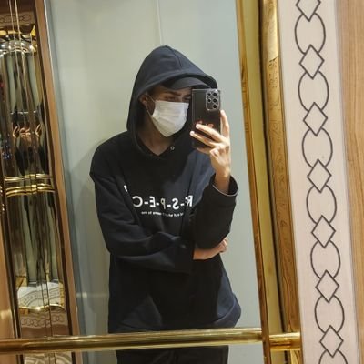 padrahariri's profile picture. 