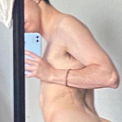 slutteban69's profile picture. your dad's favorite boy