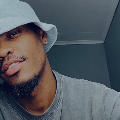 The catch season 1 @mzansimagic and @showmaxonline /Singer/Model For bookings: bookingjay411@gmail.com IG: Jay_lelo