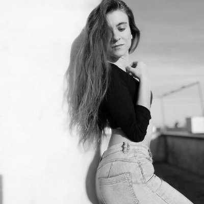 ~ Meuf cool qui parle de tout et rien ~
~ ✏ Compte à sondages ~
#Level25 ~ • 🇫🇷/🇮🇹 •
► ✉ DMs ouverts (si vous êtes bavard.e) ◄