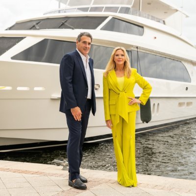 HallLuxuryHomes's profile picture. Hall Luxury Homes Group
✨ Elevating real estate in Boca Raton & beyond
🏡 Specializing in luxury homes & condos with Compass