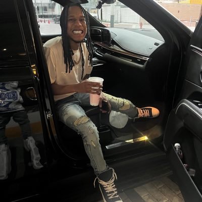 Fuck A Bitch Nd That Other Shit I'm Trynna Get My Momma Rich