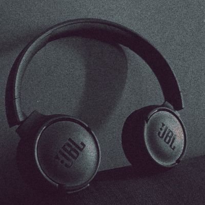 OsemKhris's profile picture. 