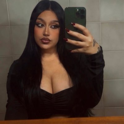 MarielaPoligna4's profile picture. @acmilan