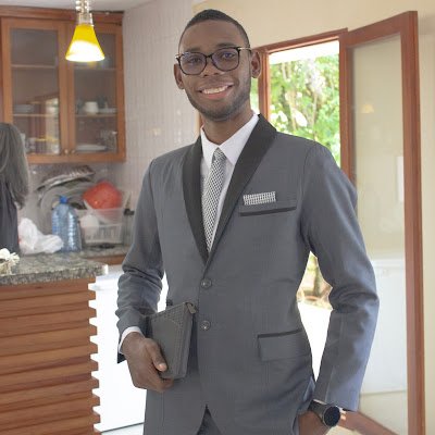 luislamm09's profile picture. 