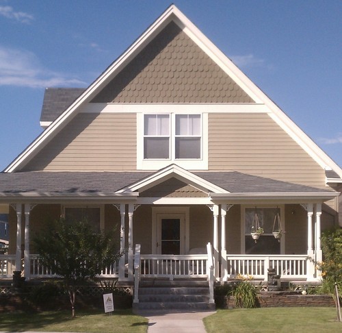 bisconnie's profile picture. Exterior and Interior painters.  Located in the Denver metro area, we are you #1 source for residential or commercial painting.