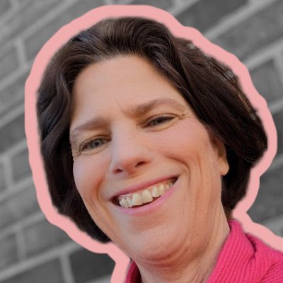 LelaniRaku's profile picture. Looking for the sun.