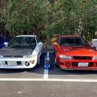@ZENSON_BUTTONの嫁。 北海道産白E型の素WRXのgf8(エンジンgc8の中期EJ20K )ウロコとワカケ飼育。鳥好き。デザインしたものは基本Instagramに乗せてます。販売もしております✨
