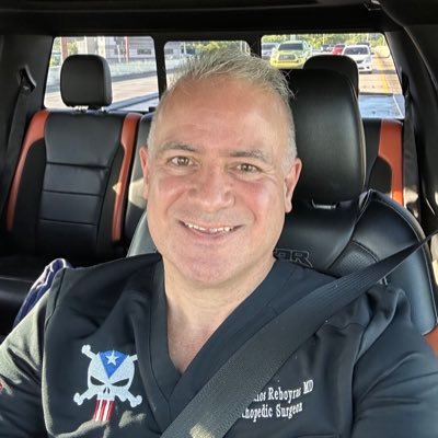 Orthopedic Surgeon from SJU, Puerto Rico 🇵🇷🇺🇸