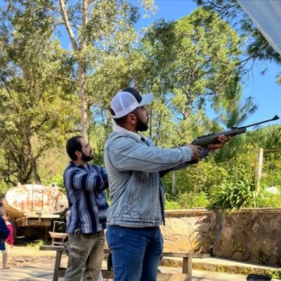 rosky6's profile picture. Hay mas tiempo que vida.