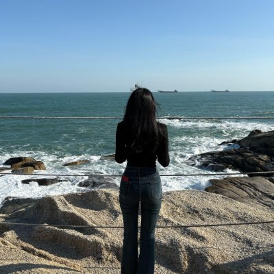 Lewicatesxa's profile picture. あなたは立派な大人になる必要はないよ。優しくて少し子供っぽいところが実はとても可愛いよ。