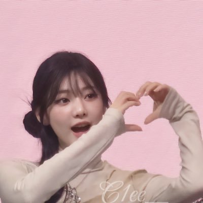 L3dbiTgYviyKtnw's profile picture. 