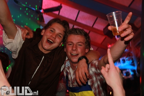 19 jaartjes bruins keet
