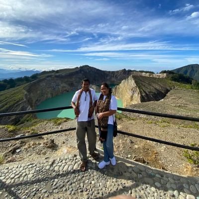kita tidak sendirian tinggal di dunia ini dan kita di tuntut untuk berpikir agar tidak mengabaikan tanggung jawab kepada yang lain.