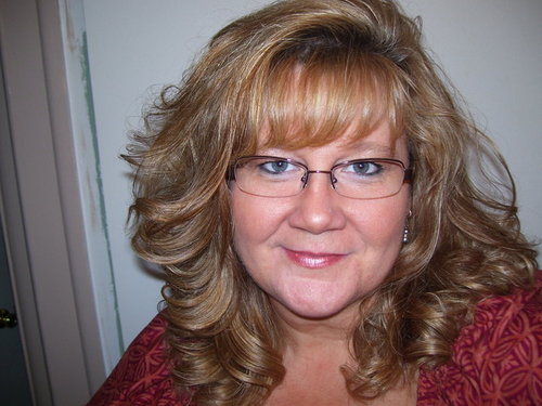 LumpkinandMe's profile picture. Single Mom working full-time and building a business from home.