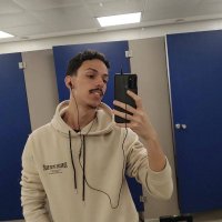 Just Léo (@leozindraus) 's Twitter Profile