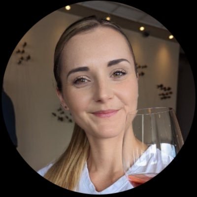 On a mission to retire millions of people with crypto education! Crypto is high-risk. Tweets are not intended for UK residents!