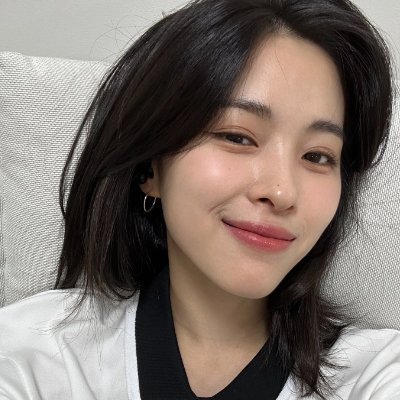 ≷
🇲🇾. he/him. 中/eng/bm. Midzy & Uaena.
went to IU concert in KL 2024!