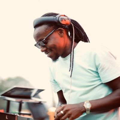 #ItsAllAboutVibes | Pirate 🏴☠️ | International Dj | Award winner.🥇| DM to book. | email; officialdeejaylb@gmail.com | G.A.D.P | Bantu Vibes |