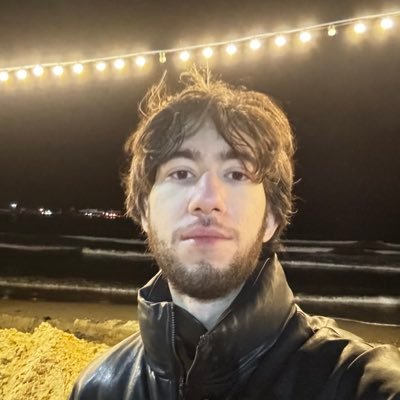adukv's profile picture. developer, student & hacker