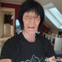 Simone Freier (@freiersimo98285) Twitter profile photo