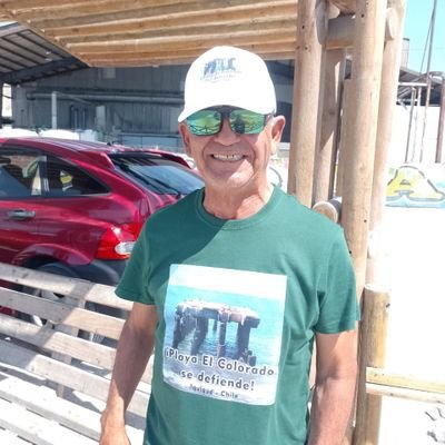 riquelme83104's profile picture. 