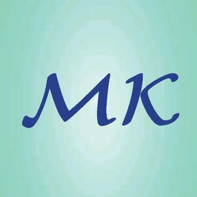 音楽(管弦楽・室内楽など)に包まれているときが至福。
綺麗だと思ったものや景色などの写真を時々投稿。
鉄オタで立ち食い蕎麦の大ファン。
確率論及び調和解析学の研究と学生の教育・研究指導が生業。